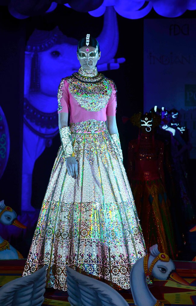 धमाकेदार रहा ‘कुटूर फैशन वीक 2013’ का चौथा दिन