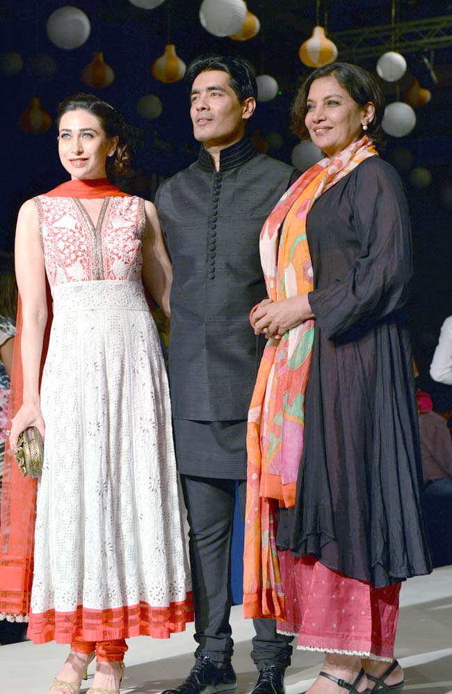Lakme Fashion Week में उर्मिला और करिश्मा का जलवा