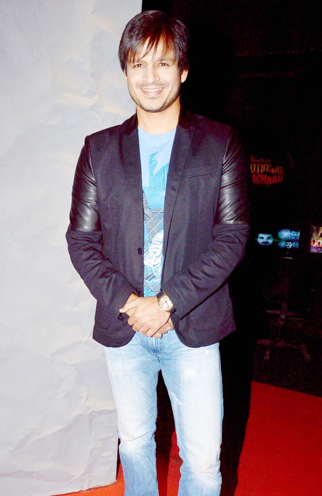 'ग्रैंड मस्‍ती' के सितारों का इमोशनल अत्‍याचार