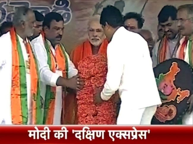 हैदराबाद में जमकर गरजे मोदी, लोगों का खूब मिला समर्थन