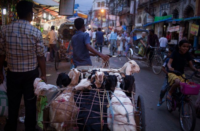 ईद के चांद का इंतजार, बाजार हुआ गुलजार