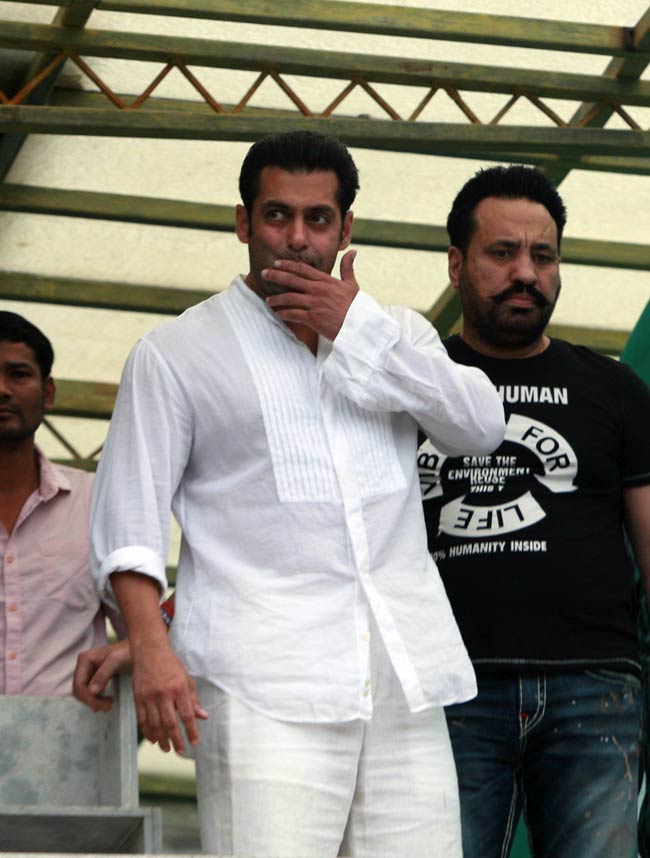 'दबंग' सलमान खान और 'किंग' शाहरुख खान की ईद