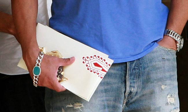 सलमान खान ने परिजनों के साथ मनाया रक्षाबंधन