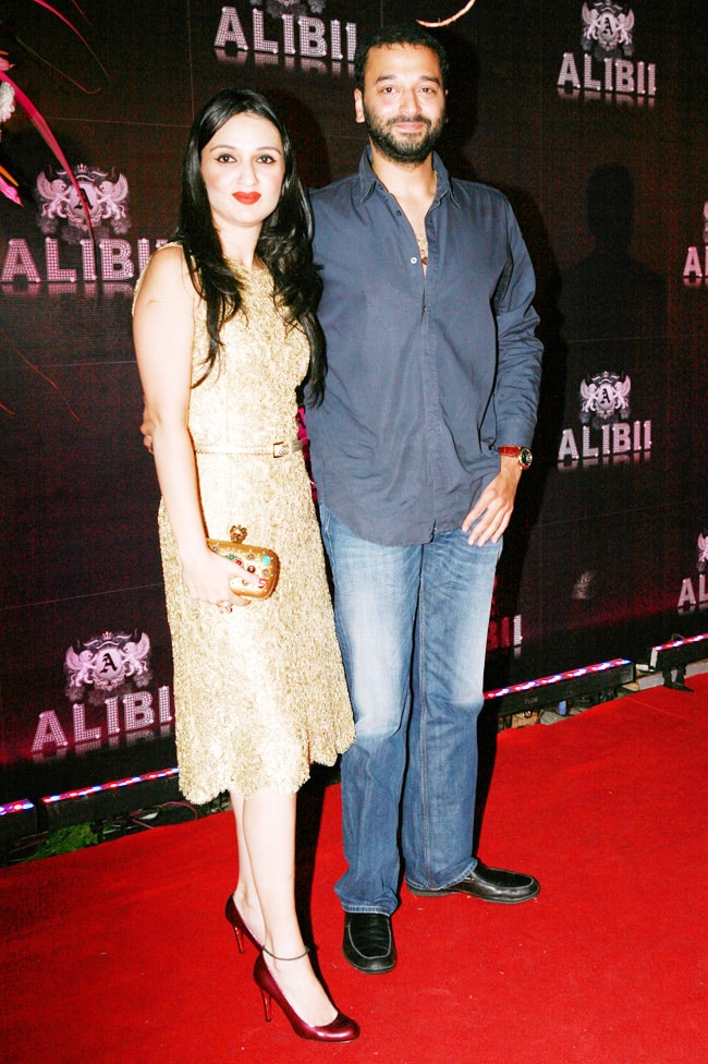 श्रीदेवी की बर्थडे पार्टी में जुटे सितारे