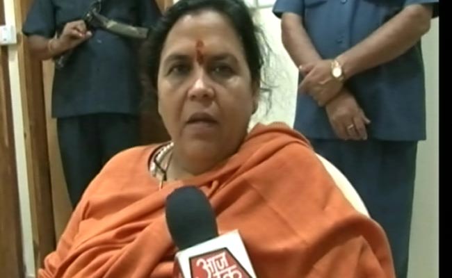 सत्ता के गलियारों में भी हैं आसाराम के भक्त