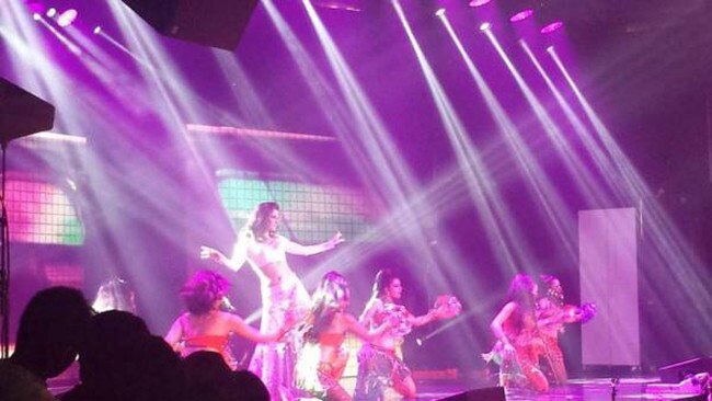 लंदन की एक शादी में शाहरुख-कटरीना ने जमकर लगाए ठुमके