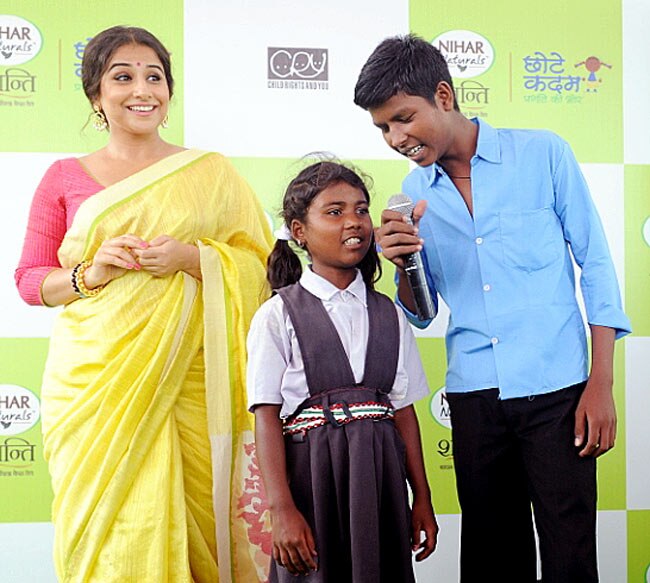 अशिक्षा के खिलाफ विद्या बालन का जागरुकता अभियान