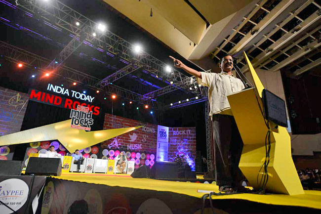 Mind Rocks: पॉलिटिक्स पर केजरीवाल, हुड्डा और संजय कौल की बहस