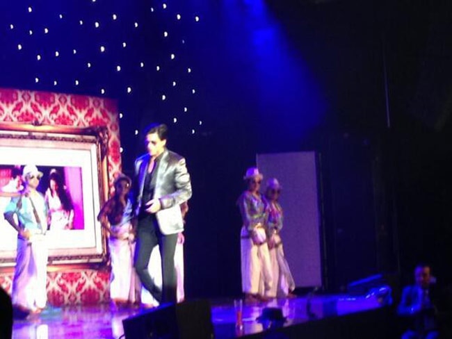 लंदन की एक शादी में शाहरुख-कटरीना ने जमकर लगाए ठुमके