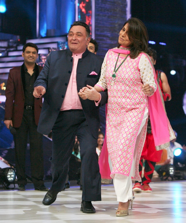 रणबीर, ऋषि और नीतू कपूर की झलक...