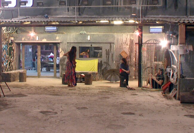 Bigg Boss के नए टास्‍क में बनी गौहर-तनिषा की जोड़ी