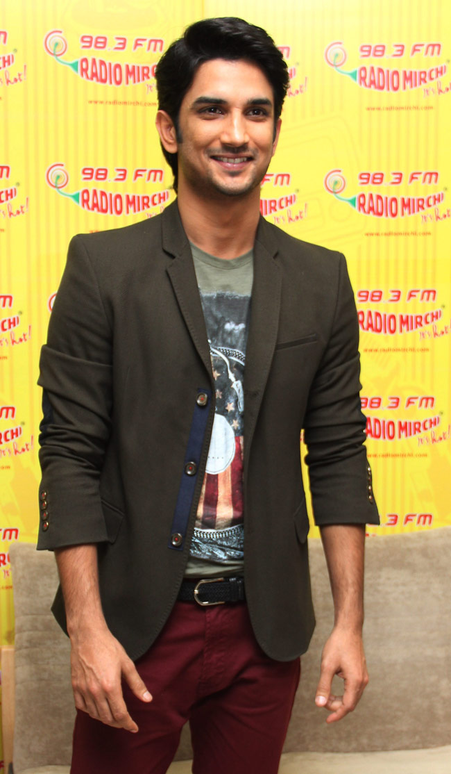 शुद्ध देसी रोमांस के प्रमोशन में जुटे सितारे