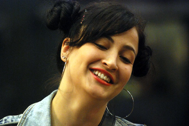 Bigg Boss के नए टास्‍क में बनी गौहर-तनिषा की जोड़ी