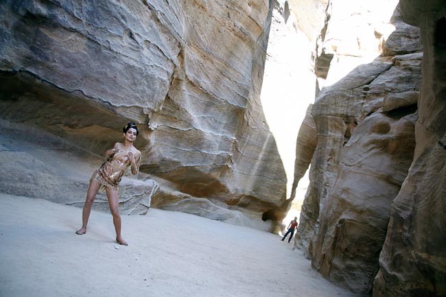 'कृष-3' के गाने 'दिल तू ही...' में कंगना-ऋतिक की 'हॉट' कमेस्ट्री