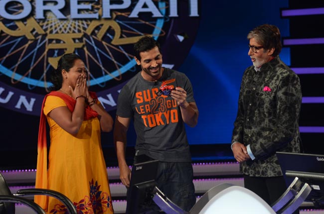 ...जब Big B के सामने हॉट सीट पर होंगे सोनू निगम