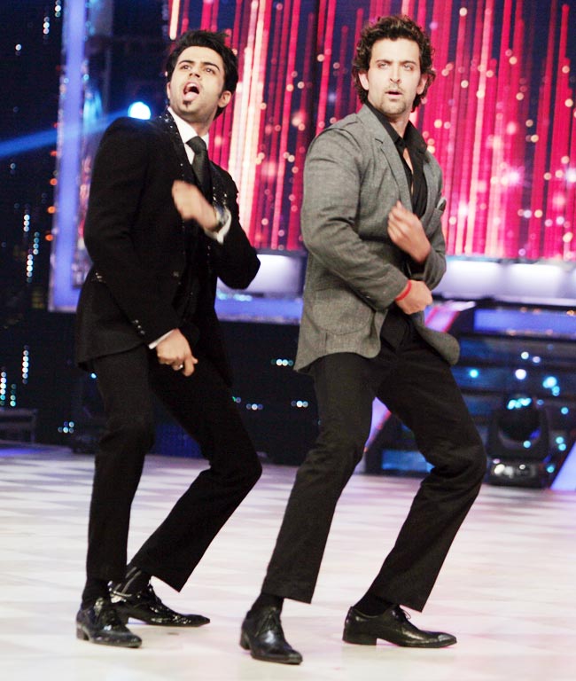 ‘झलक...’ के ग्रैंड फिनाले में खूब थिरके रितिक और प्रियंका