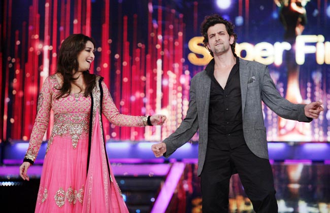 ‘झलक...’ के ग्रैंड फिनाले में खूब थिरके रितिक और प्रियंका