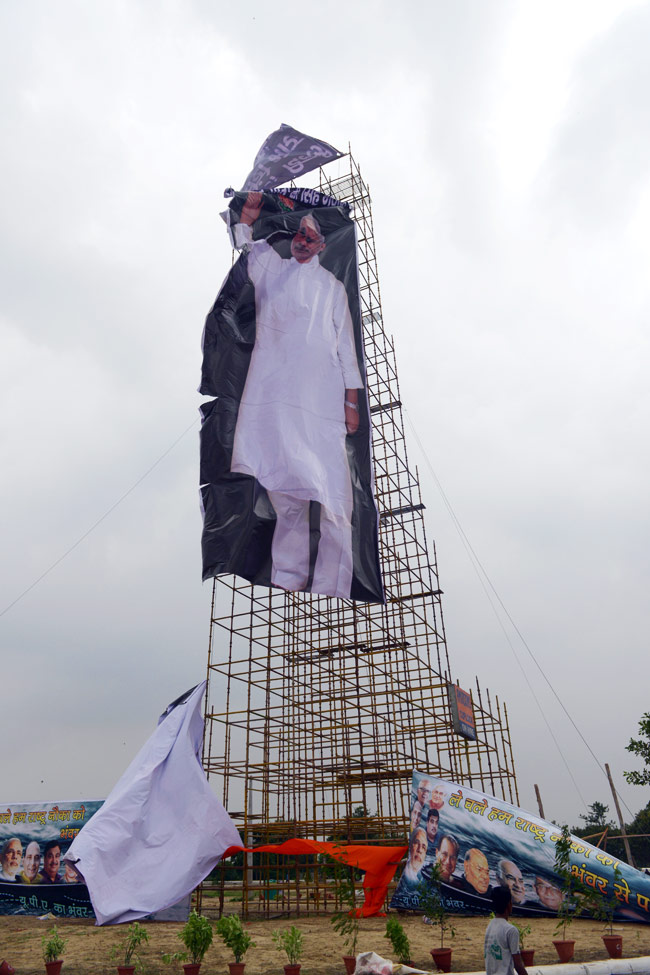 दिल्‍ली में मोदी की रैली: रैली है या कॉन्‍सर्ट?