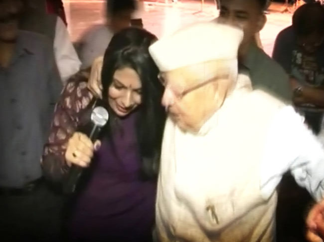 90 की उम्र में नाच उठे एनडी तिवारी