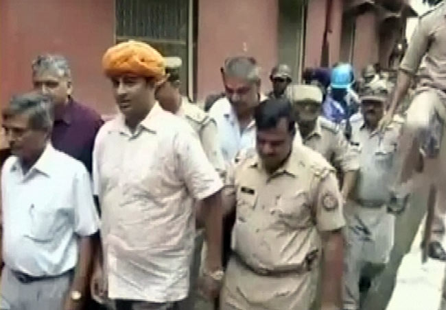 21 सितंबर 2013: तस्वीरों में दिनभर की बड़ी खबरें