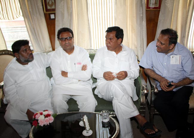 नए रंग रूप के साथ शाही सफर पर Palace on Wheels