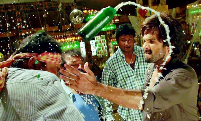 सोनाक्षी-शाहिद की 'आर...राजकुमार' का First Look