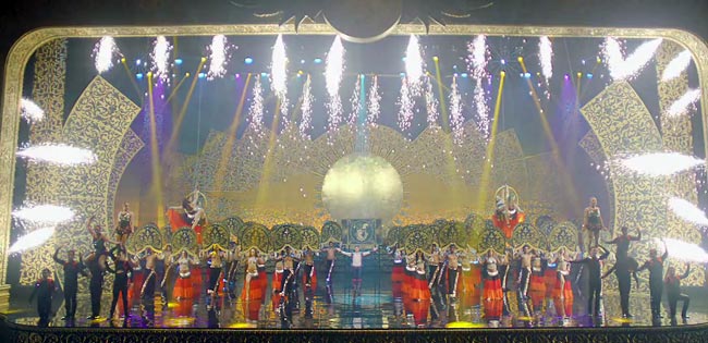 तस्‍वीरों में देखें 'धूम-3' की 'धूम'