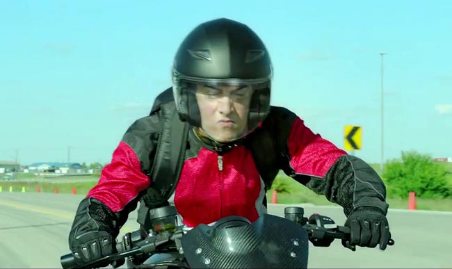 तस्‍वीरों में देखें 'धूम-3' की 'धूम'