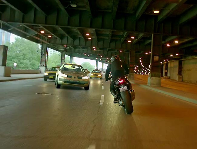 तस्‍वीरों में देखें 'धूम-3' की 'धूम'