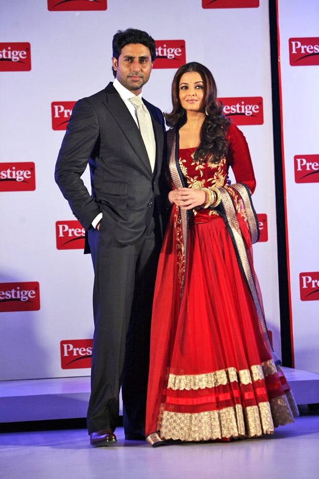 अभिषेक-ऐश्वर्या के बीच 'आंखों ही आंखों में इशारा हो गया...'