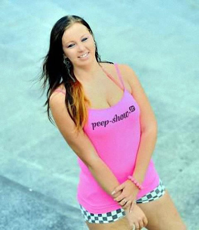 सेक्‍स के लिए दुनियाभर की सैर करना चाहती है वो...