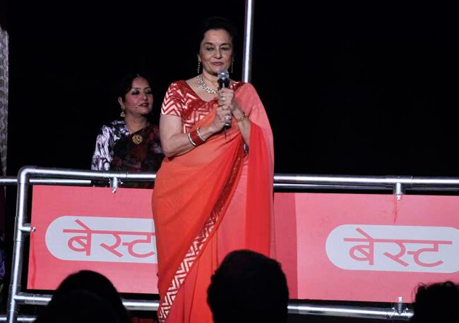 Uff Yoo Maa: पुराने और नए खूबसूरत चेहरों का कॉकटेल