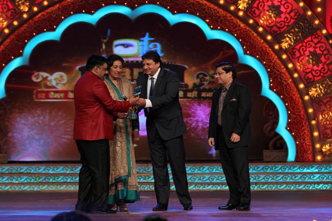 आजतक को लगातार 13वीं बार बेस्ट न्यूज चैनल का ITA अवार्ड