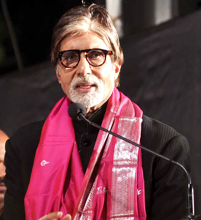 हृदयनाथ लाइफटाइम अचीवमेंट अवॉर्ड से सम्‍मानित हुए अमिताभ बच्‍चन