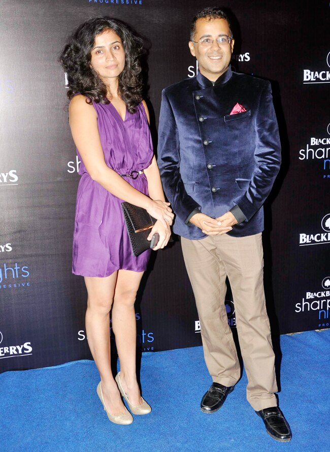 'ब्लैकबेरी' के लिए कलरफुल हुए अभय, आदित्य और सिद्धार्थ