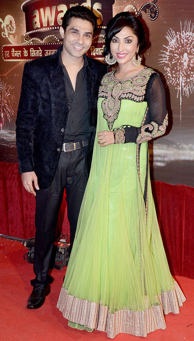 ITA अवॉर्ड्स के रेड कार्पेट पर 'सितारों' का जमावड़ा