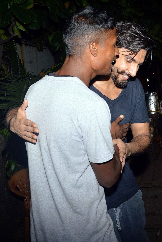 जोया अख्‍तर की पार्टी में नजर आए अभय-रणवीर सिंह