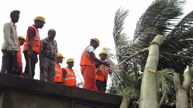 महातूफान 'पिलिन' पड़ा शांत, पीछे छोड़े तबाही के निशान