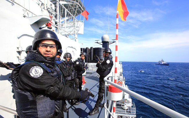 EXCLUSIVE फोटो: एक साथ समुद्र में उतरे भारत-चीन