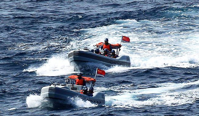 EXCLUSIVE फोटो: एक साथ समुद्र में उतरे भारत-चीन