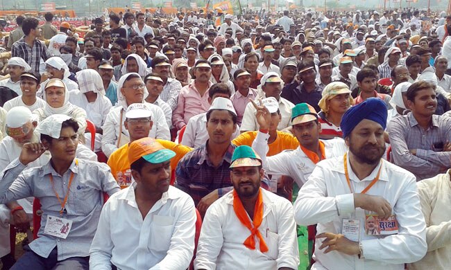 मोदी की कानपुर रैली में उमड़ा जनसैलाब