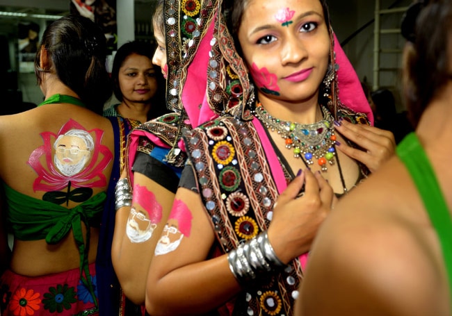 गुजरात में मोदी टैटू का जलवा