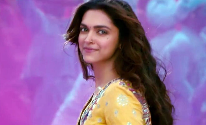 तस्वीरों में देखें प्रियंका का 'हॉट' आइटम नंबर