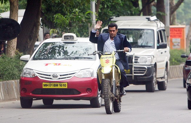 ट्रैफिक के बीच में सलमान ने की फिल्‍म की शूटिंग