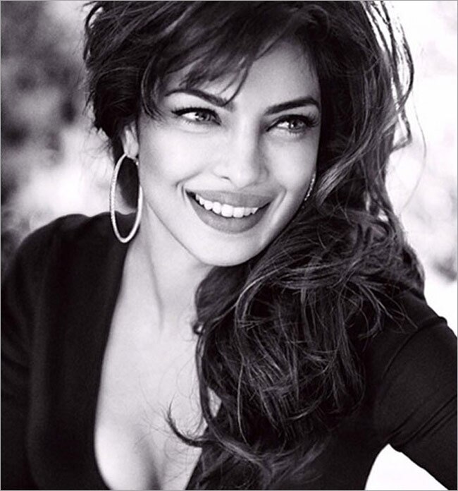 प्रियंका चोपड़ा बनीं पहली भारतीय 'GUESS' गर्ल