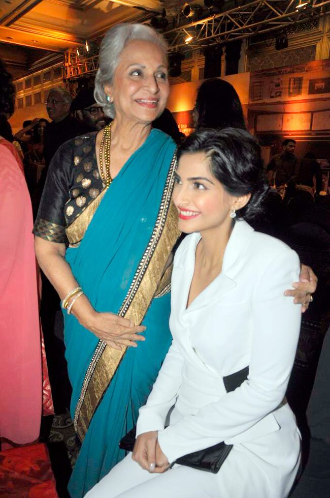 Uff Yoo Maa: पुराने और नए खूबसूरत चेहरों का कॉकटेल