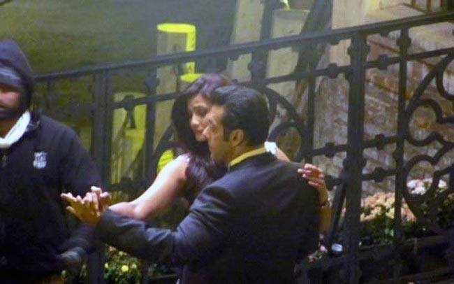 देखें किसके साथ रोमांटिक हो रहे हैं सलमान खान!