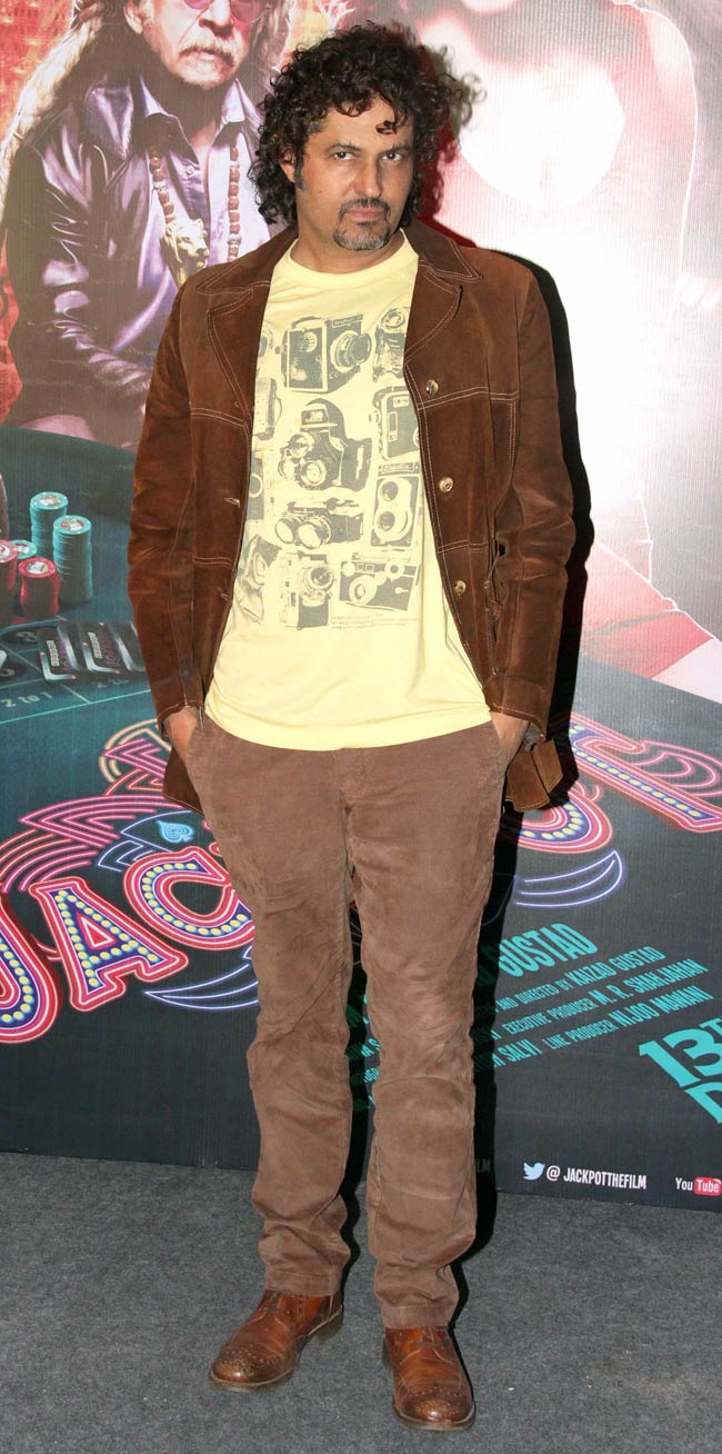 सनी लियोन की फिल्‍म जैकपॉट का ट्रेलर लॉन्‍च | हॉट लियोन