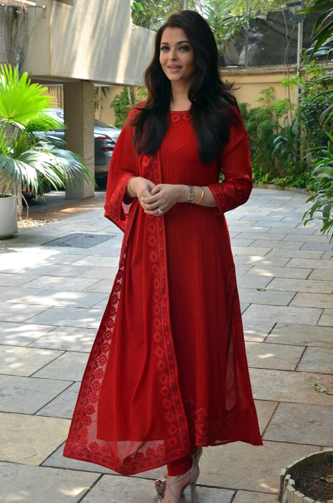 40वें जन्मदिन पर कुछ ऐसी दिखीं ऐश्वर्या | अनदेखी ऐश