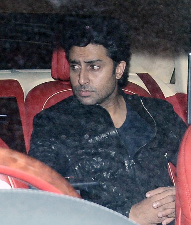 सितारों से रोशन हुई सचिन तेंदुलकर की पार्टी